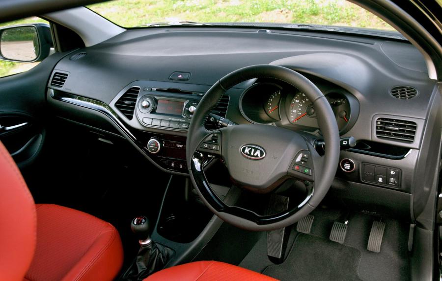  Kia Picanto 3-Door 2012 года  (фото 2 из 5)